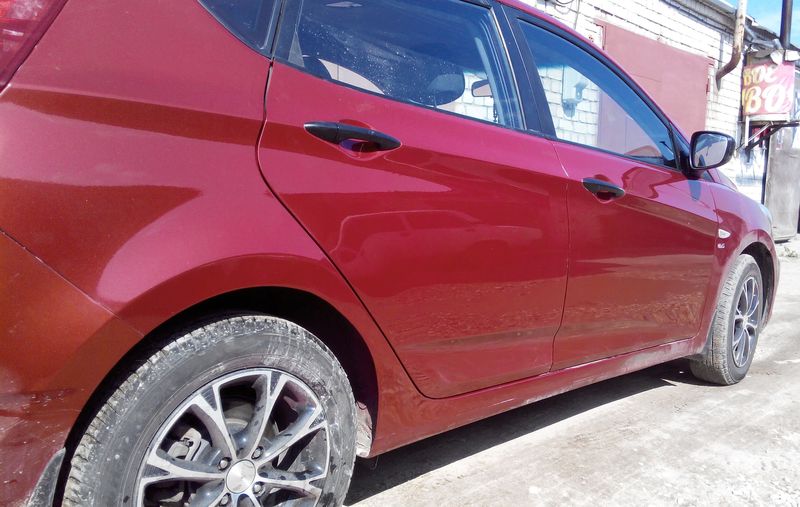 Ремонт двери и крыла Hyundai Solaris — фото 3